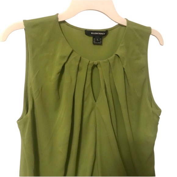 Ellen Tracy Tops - Ellen Tracy lime green 💯% Silk tank top